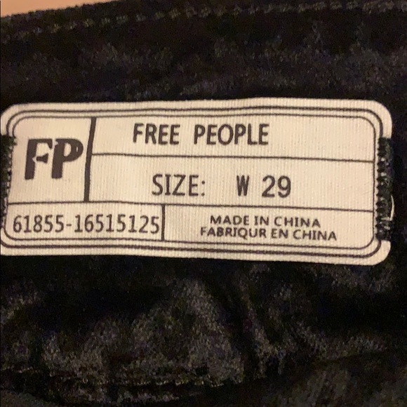 FREE PEOPLE mini skirt velvet - Picture 3 of 8